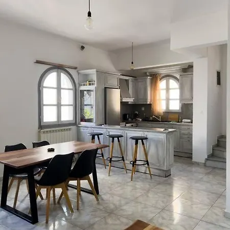 Prázdninový dům Naxian Downtown